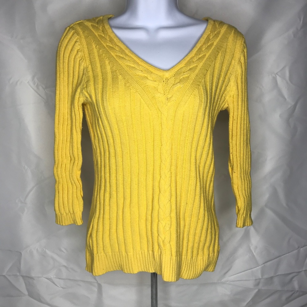 Mercer Street Studio yellow v-neck sweater size S